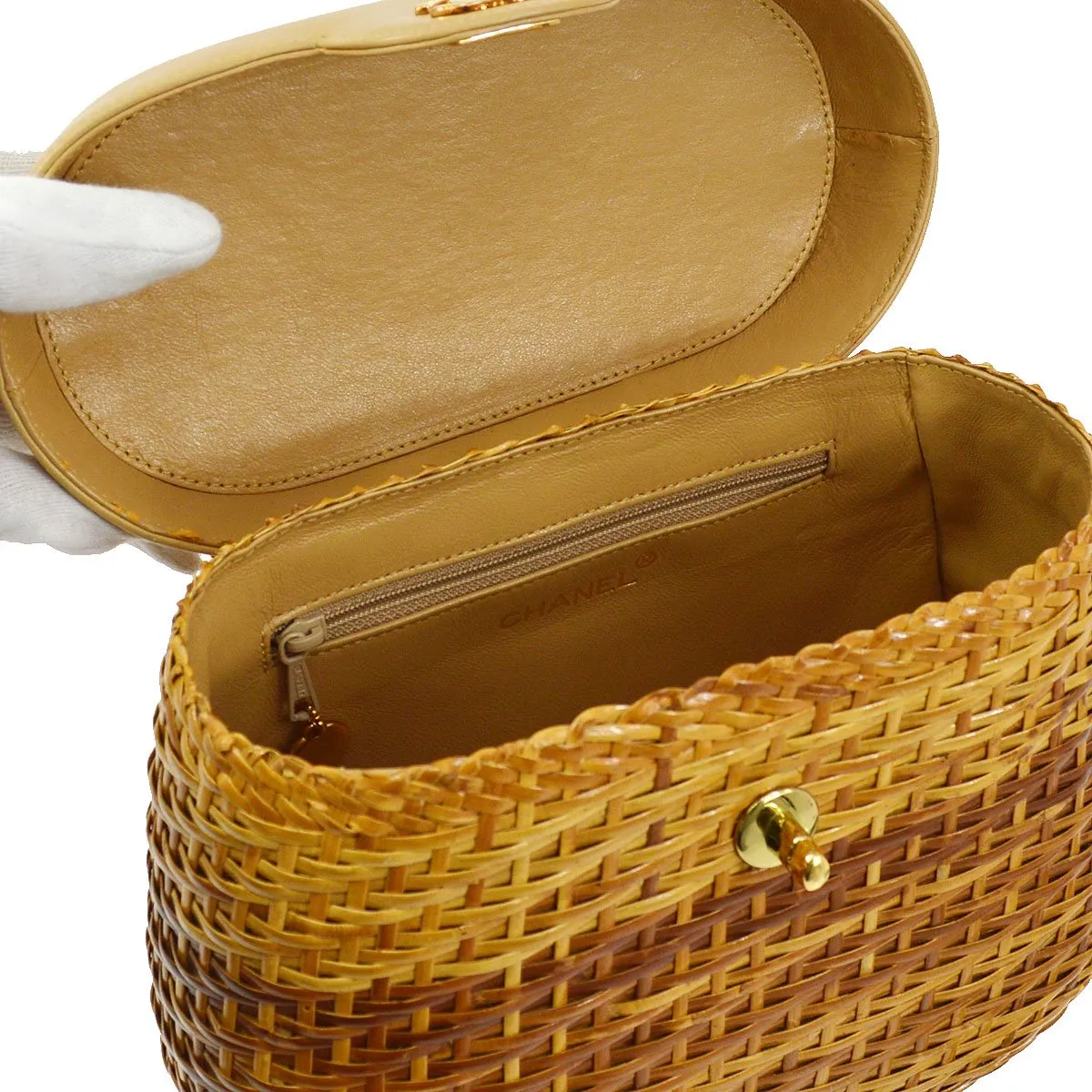 CHANEL 1998 Wicker Basket Bag 17 ao24637