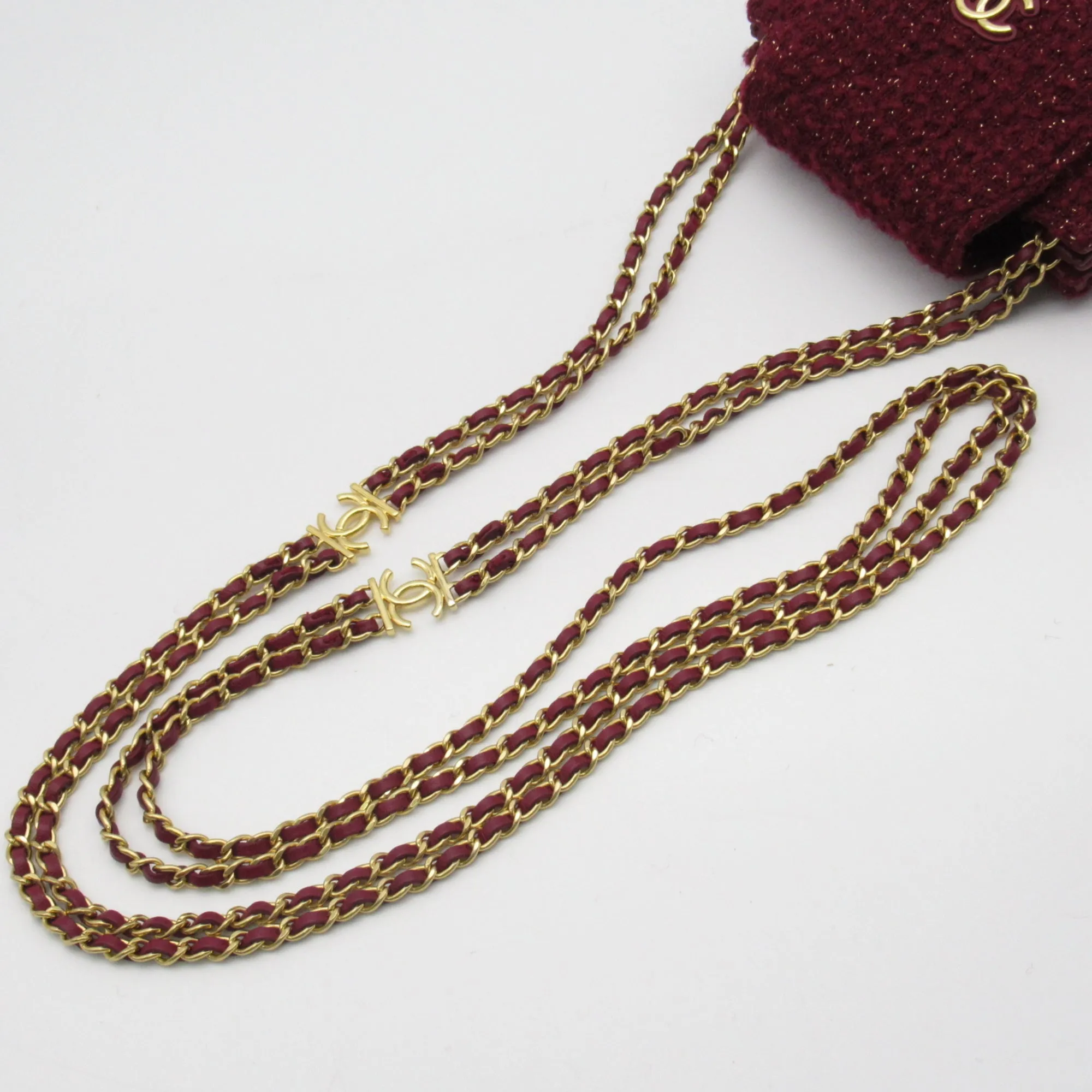 CHANEL Chain pochette Red Lambskin (sheep leather)
