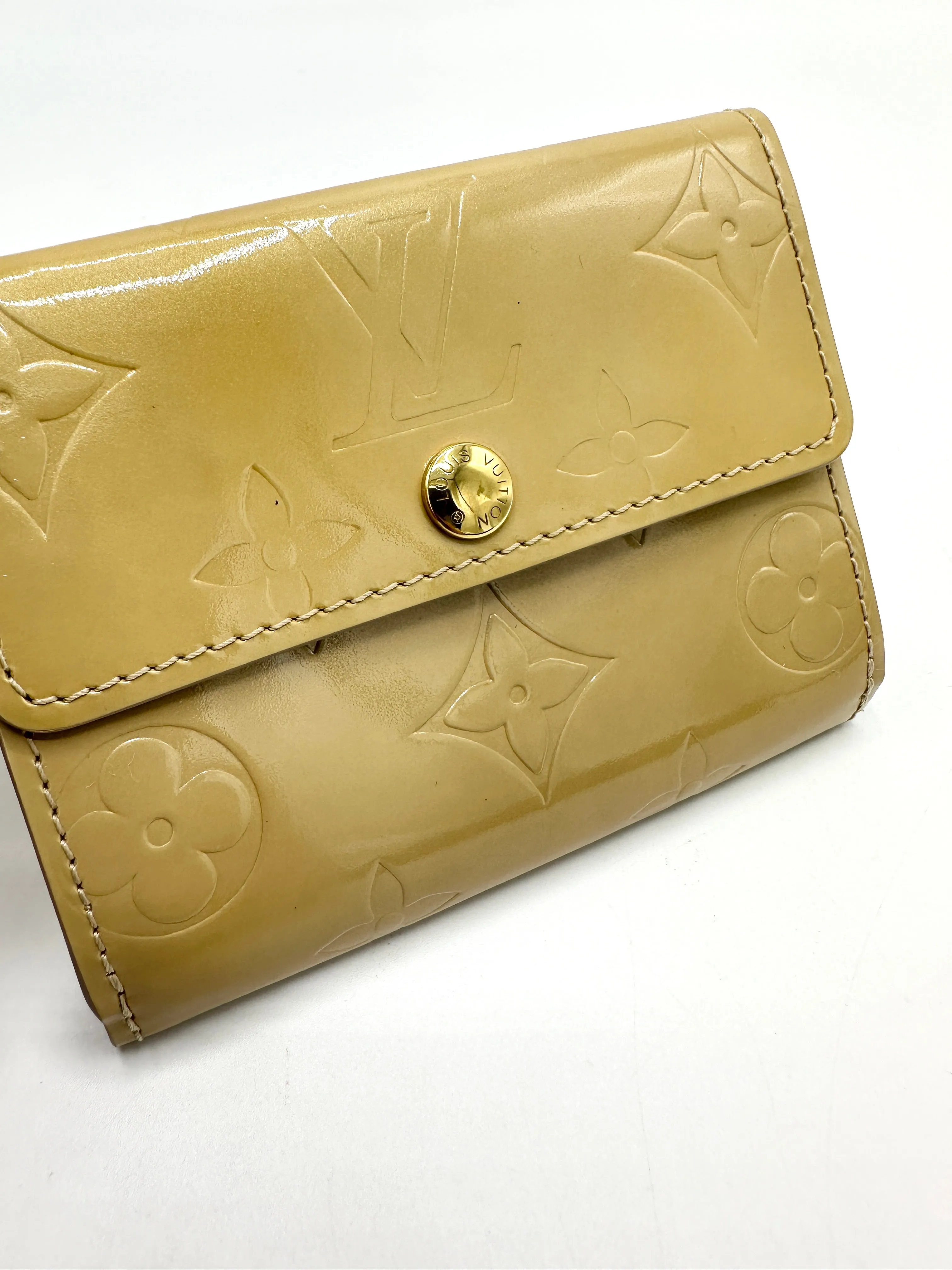 Gold Vernis Compact Card Case