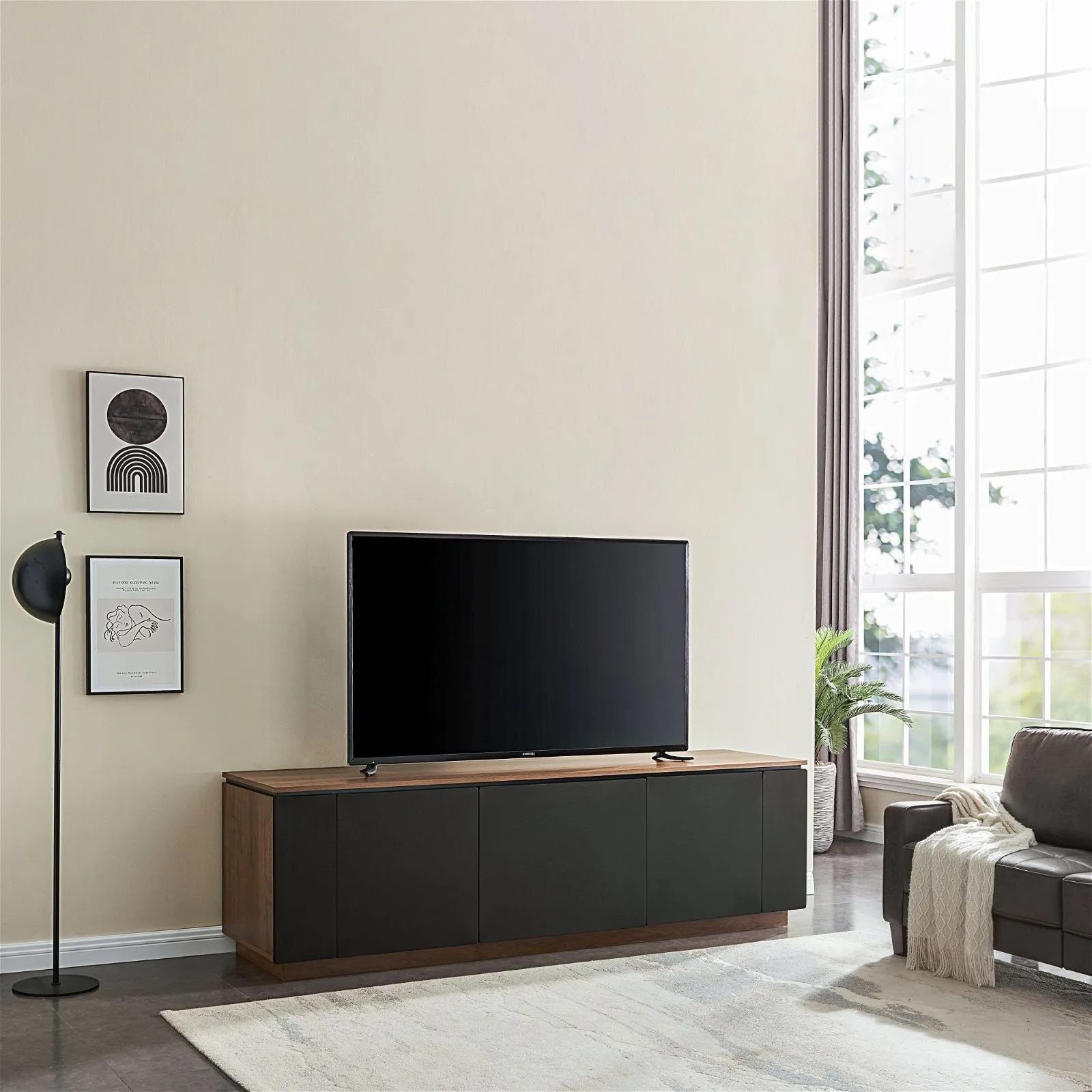 HOLLYWOOD2250DO Entertainment Unit by Tauris™