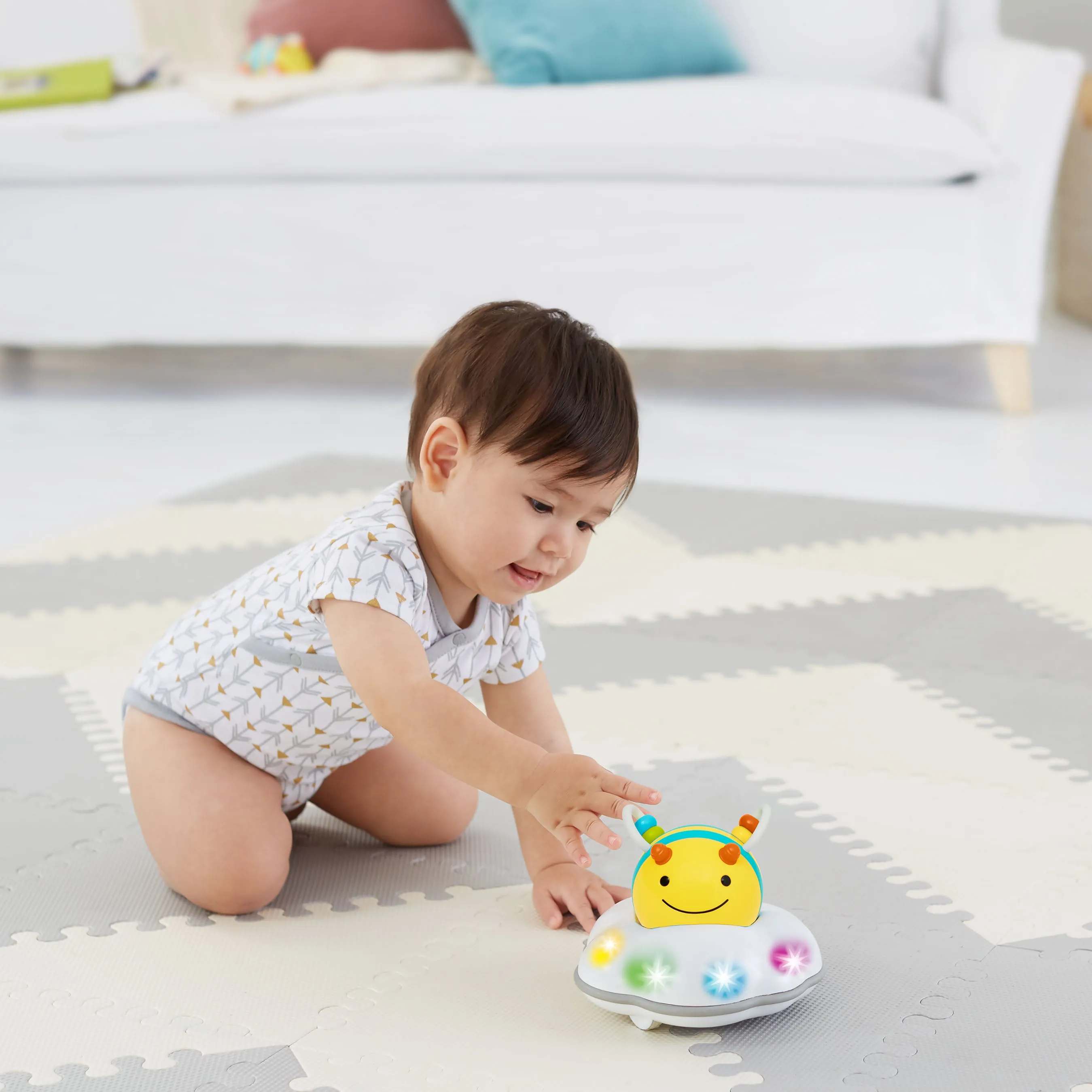 Skip Hop Explore & More Follow Me Bee Crawl Toy