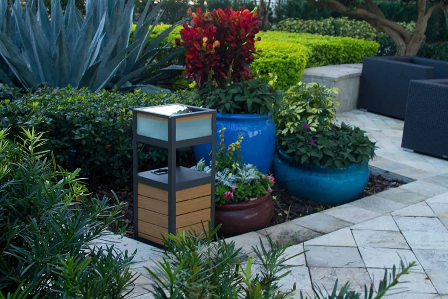 SOLAR POWERED OUTDOOR SPEAKER , BLUETOOTH PATIO SPEAKER AND ITS A TABLE - PORTICO SOLAR SOUND BY FRESHETECH